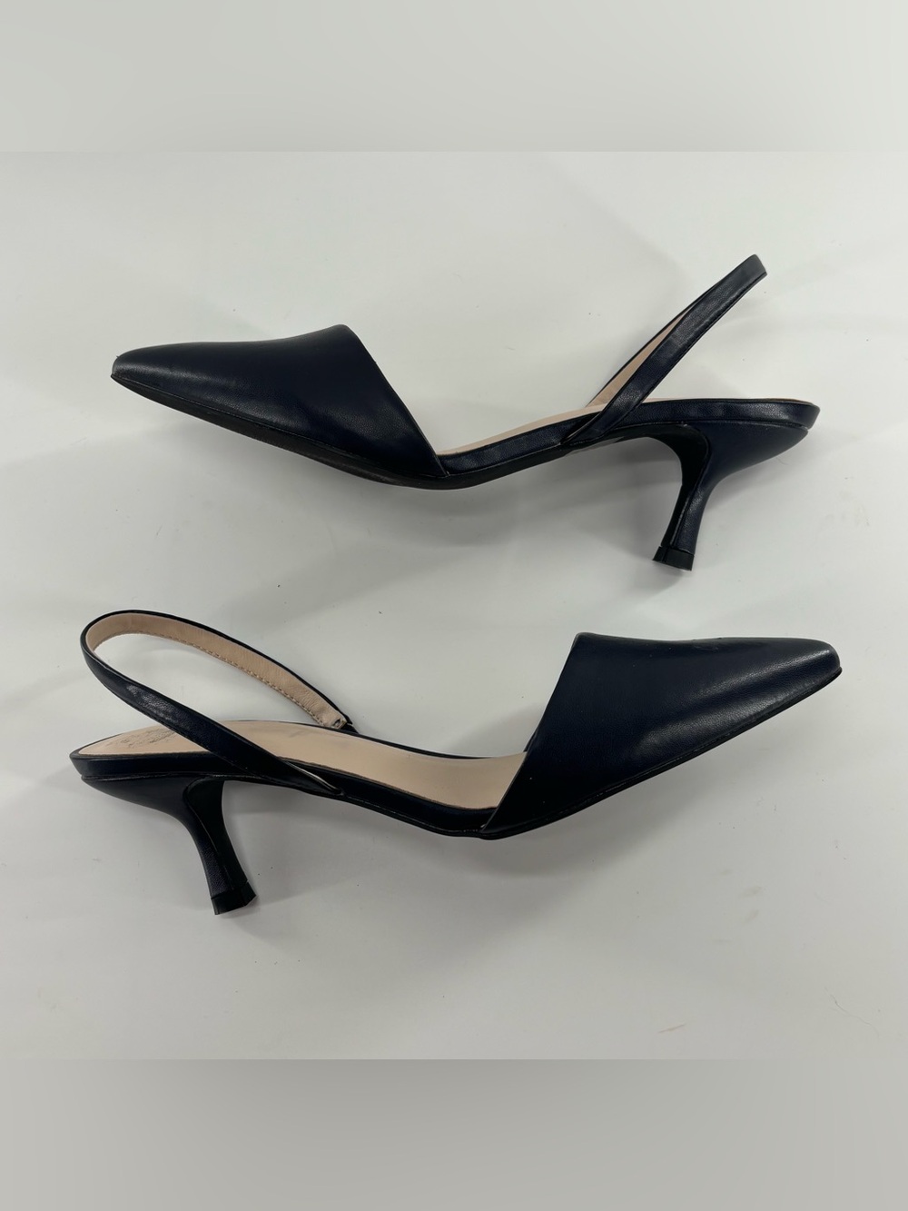 H by Halston Valencia kitten heel slingbacks pointed toe 8.5 navy blue - Picture 1 of 11